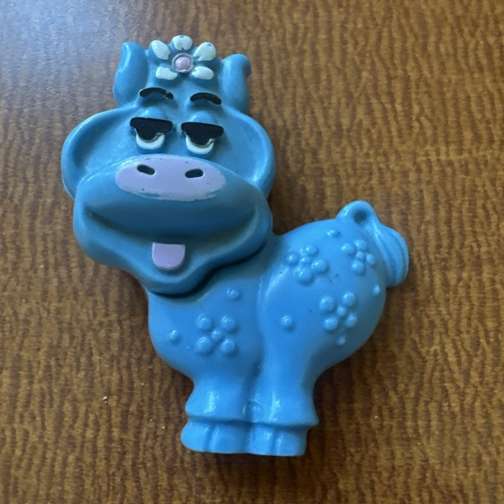 Avon Fragrance Glace Pin Pal Blue Cow Flowers 2"x2" 1973 Vintage